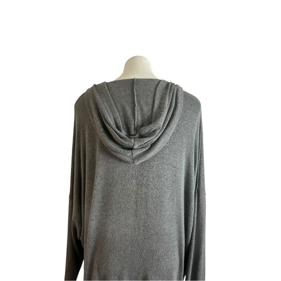 Young Fabulous and Broke Ottawa Oversized Women's Gray Hooded Sweater cardigan - Picture 10 of 13